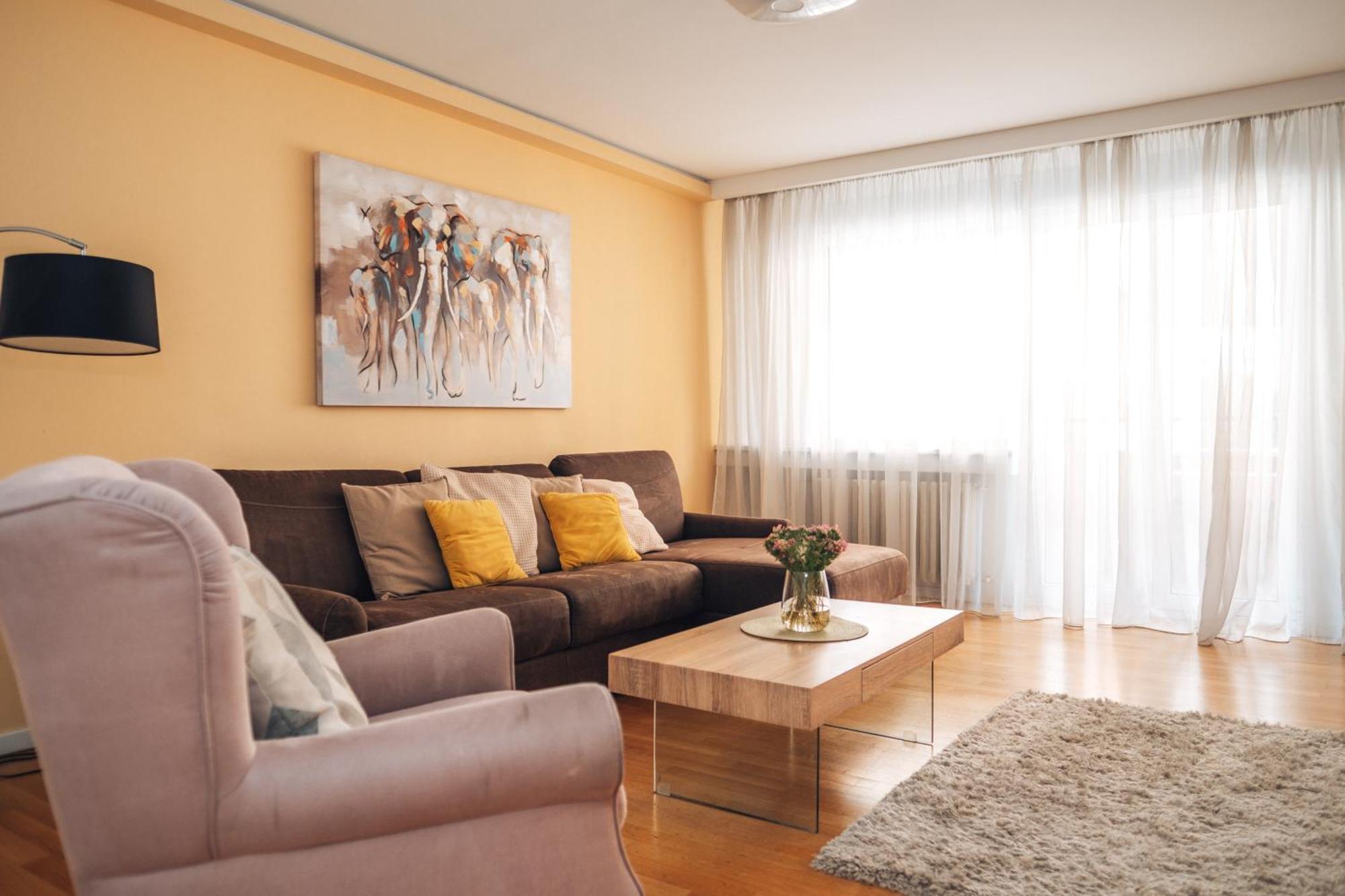 בלגרד Crown Central Three Bedroom Apartment מראה חיצוני תמונה