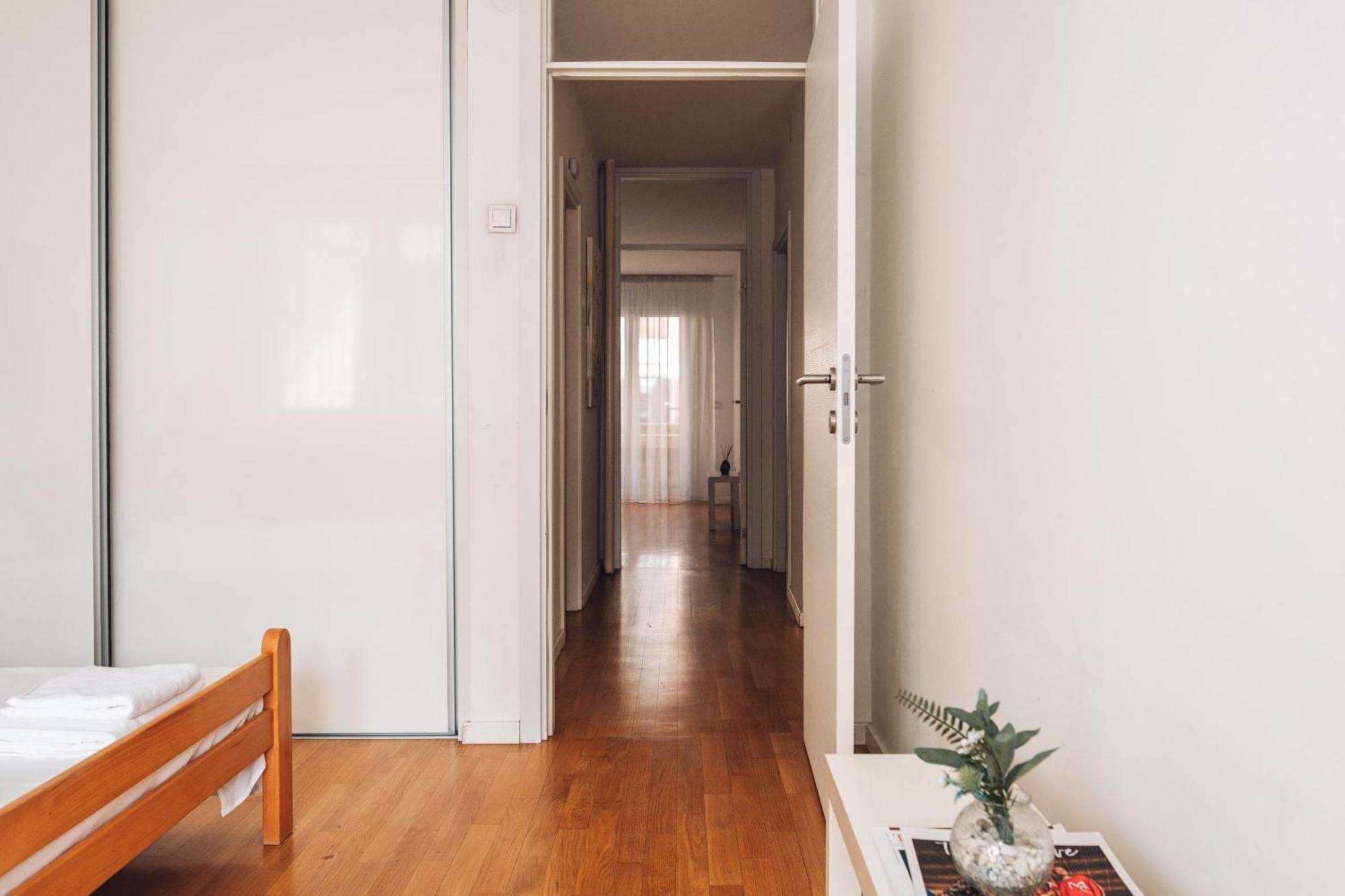 בלגרד Crown Central Three Bedroom Apartment מראה חיצוני תמונה