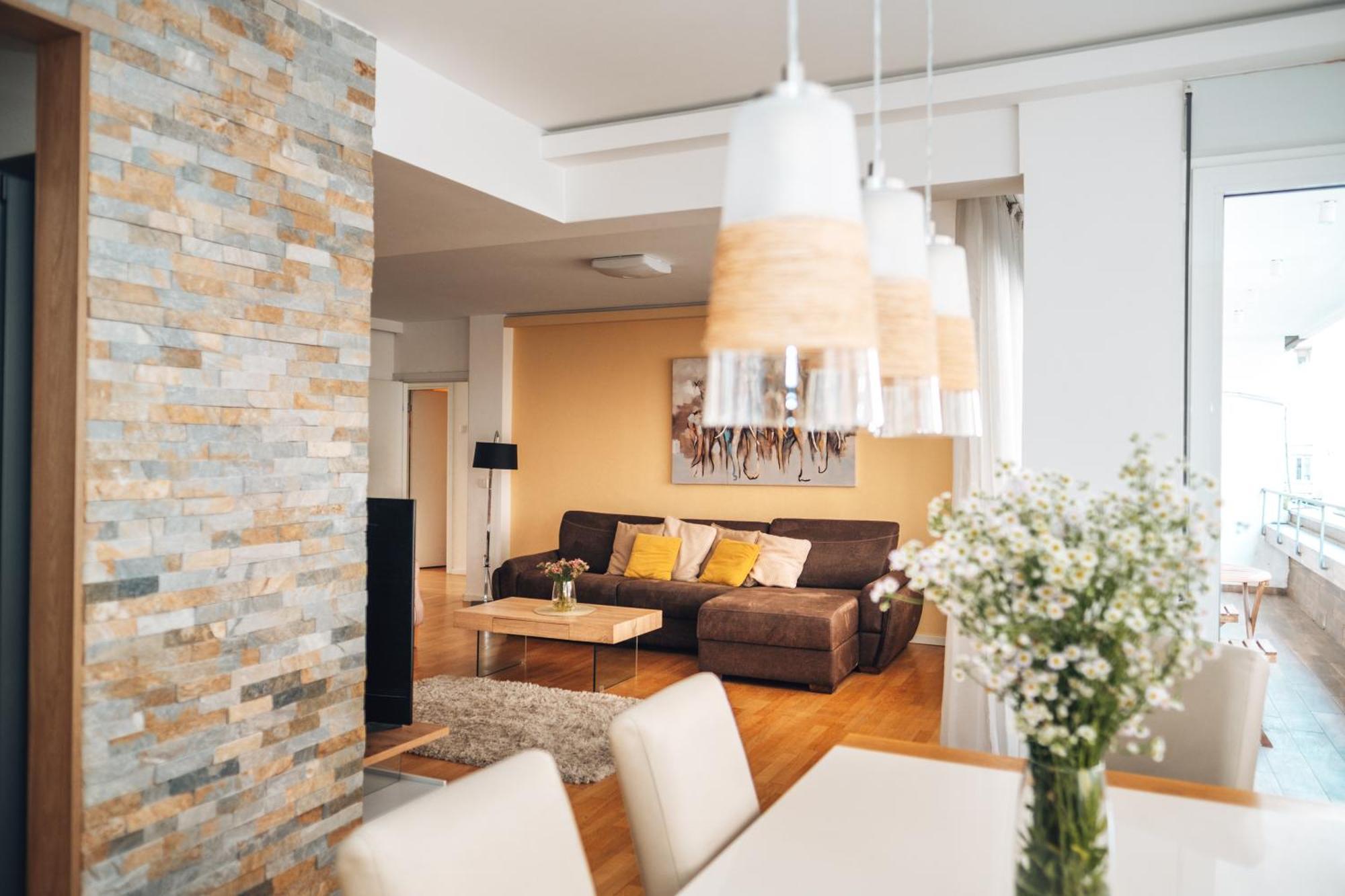בלגרד Crown Central Three Bedroom Apartment מראה חיצוני תמונה
